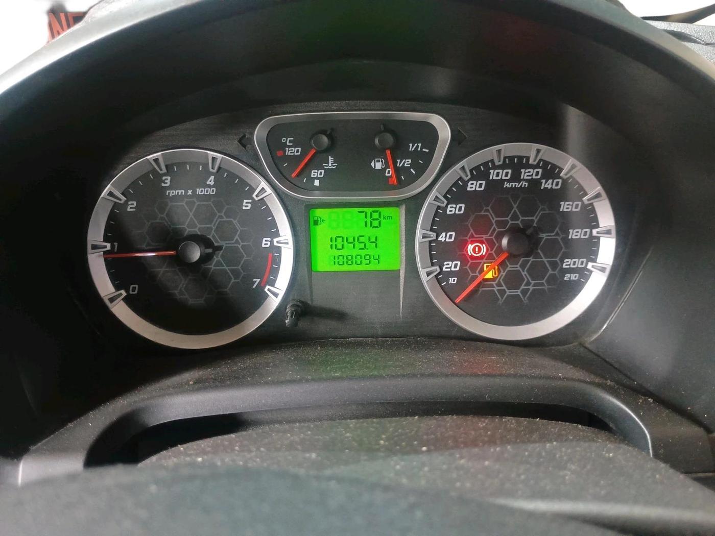 2014 Ford Classic 1.6 DURATEC TITANIUM, Petrol, Manual, 1,08,094 km, interior