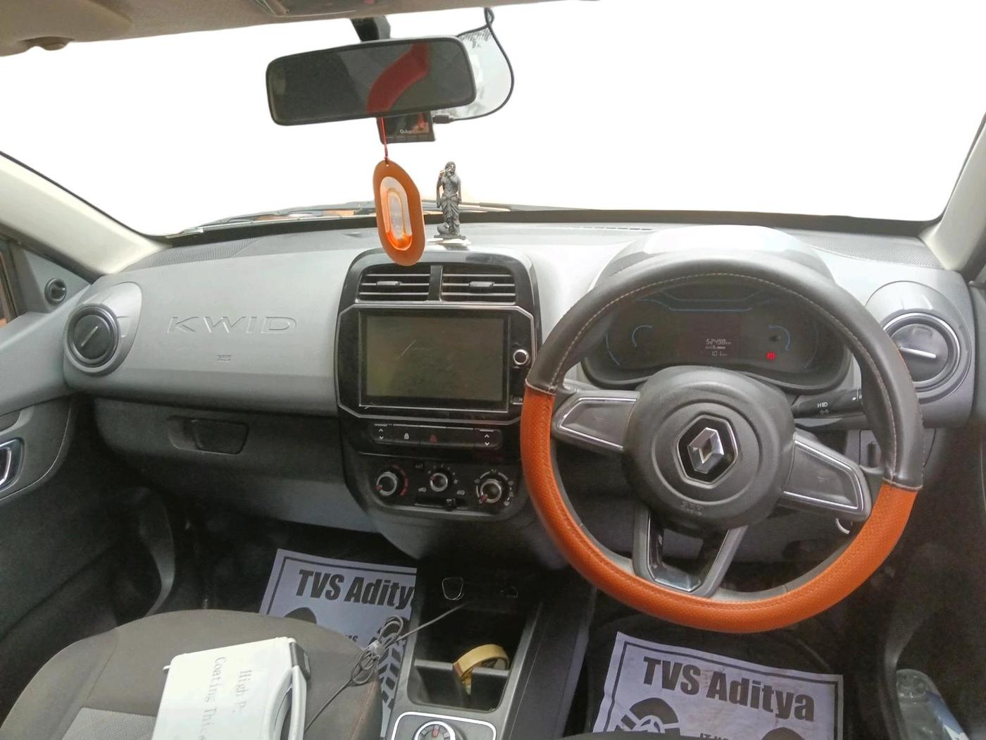 2020 Renault Kwid RXT 1.0 AMT (O), Petrol, Automatic, 52,498 km, interior