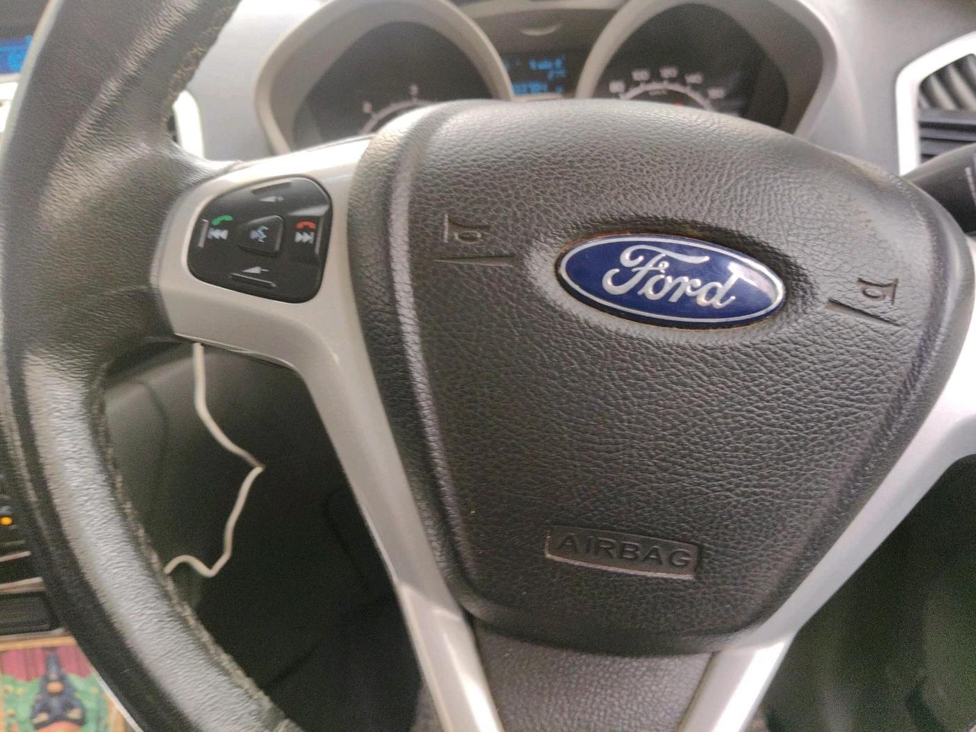 2013 Ford Ecosport TITANIUM 1.5L DIESEL, Diesel, Manual, 83,784 km, interior