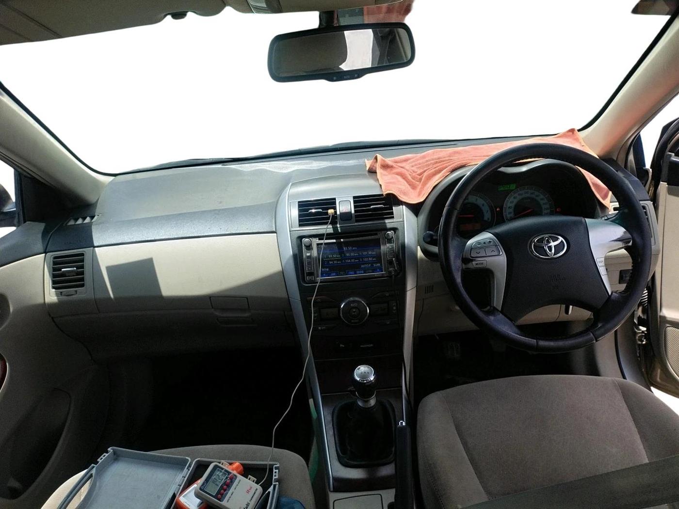 2011 Toyota Corolla Altis G PETROL, Petrol, Manual, 94,335 km, interior