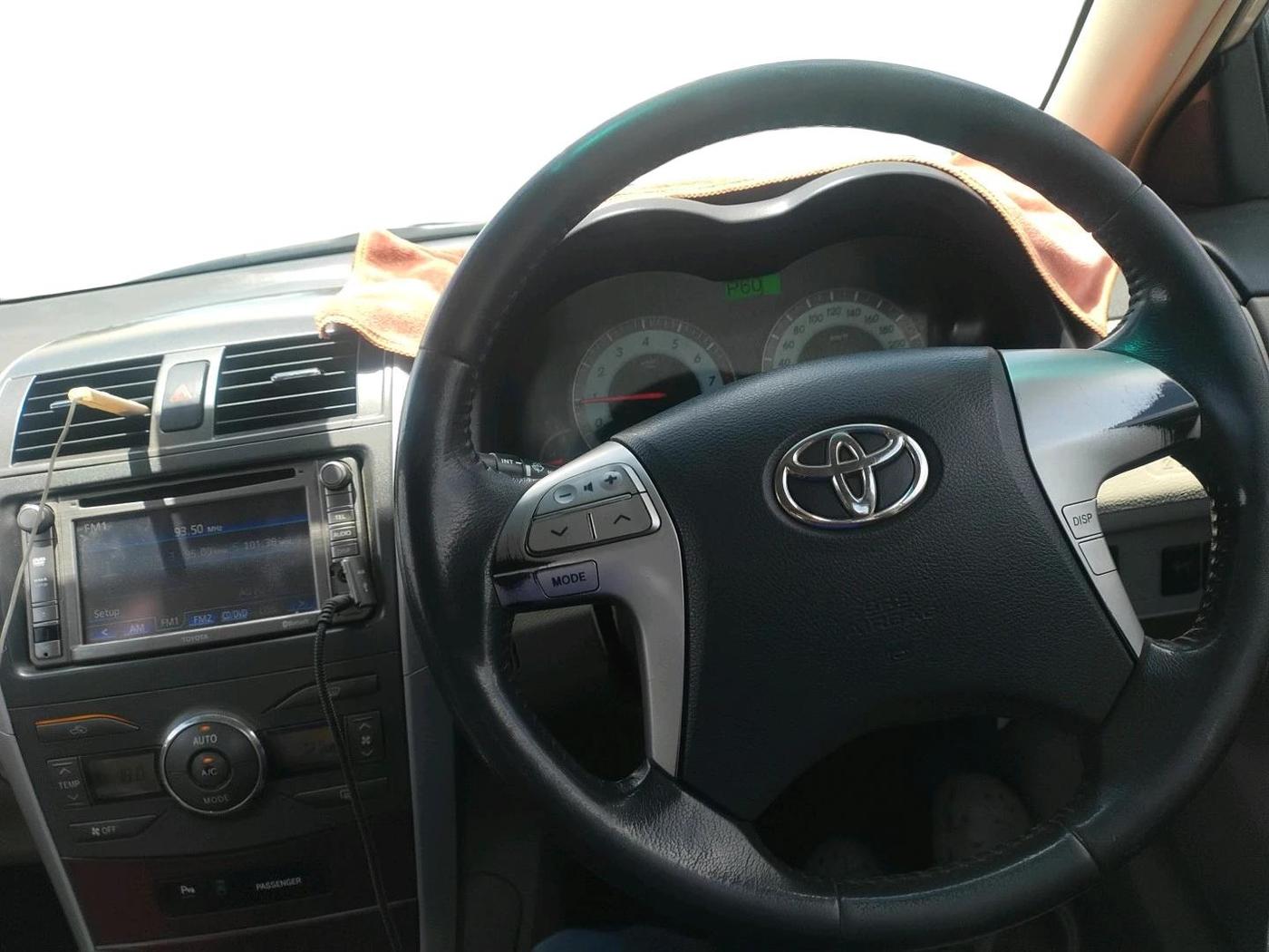 2011 Toyota Corolla Altis G PETROL, Petrol, Manual, 94,335 km, interior