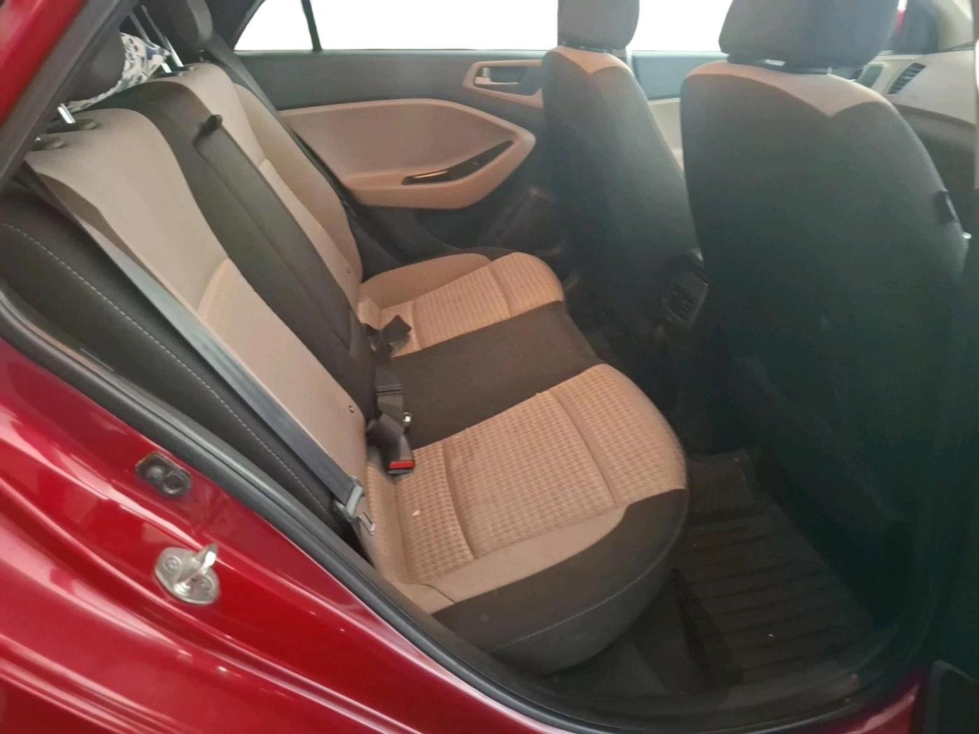 2018 Hyundai Elite i20 ASTA 1.2 (O), Petrol, Manual, 38,493 km, interior