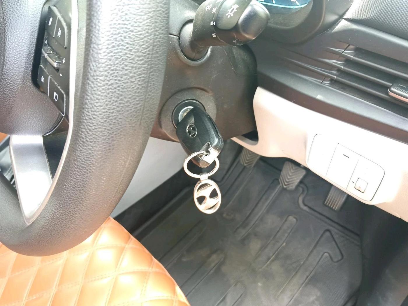 2023 Hyundai NEW I20 SPORTZ 1.2 MT, Petrol, Manual, 22,630 km, interior