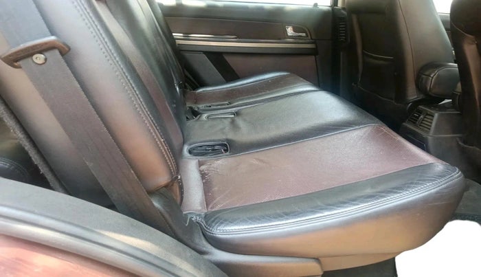 2011 Tata Aria PRESTIGE 4X2, Diesel, Manual, 95,925 km, interior