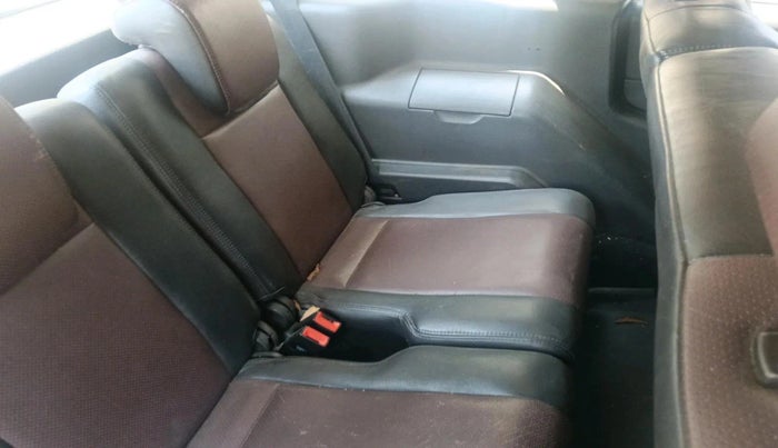 2011 Tata Aria PRESTIGE 4X2, Diesel, Manual, 95,925 km, interior