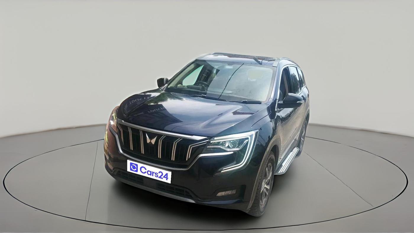 2022 Mahindra XUV700 AX 5 P MT 5 STR (E) , Petrol, Manual, 63,372 km, exterior