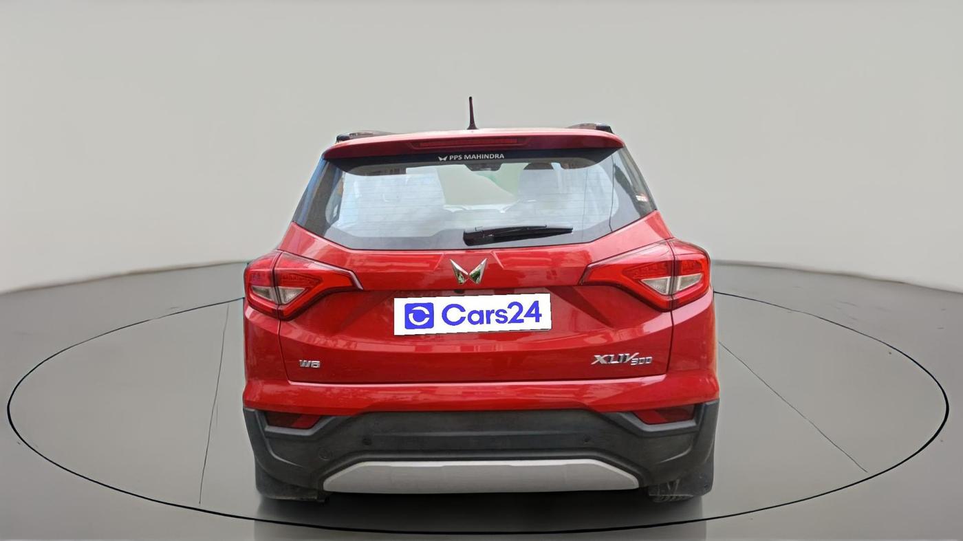 2022 Mahindra XUV300 W8 (O) 1.5 DIESEL, Diesel, Manual, 36,151 km, exterior