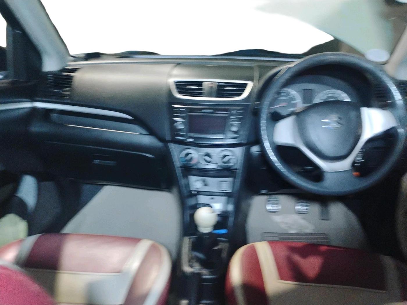 2013 Maruti Swift VDI, Diesel, Manual, 1,56,984 km, interior