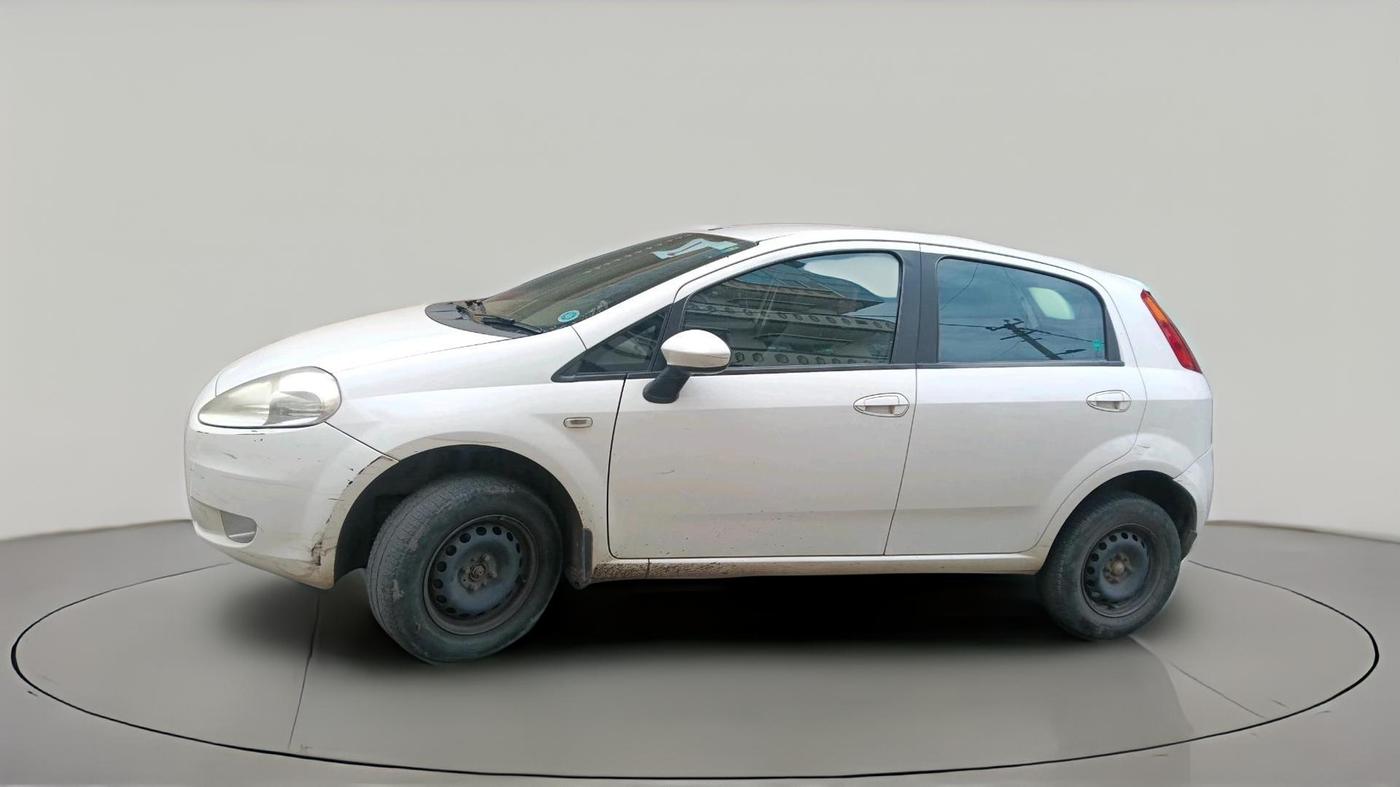 2012 Fiat Grand Punto DYNAMIC 1.3, Diesel, Manual, 1,22,268 km, exterior