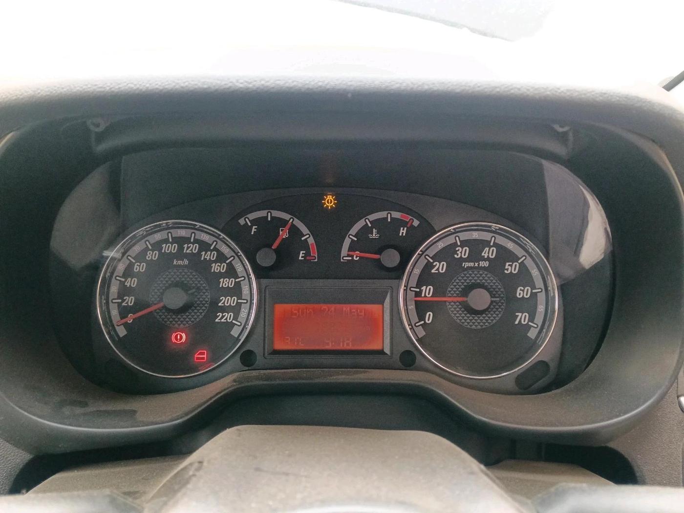 2012 Fiat Grand Punto DYNAMIC 1.3, Diesel, Manual, 1,22,268 km, interior