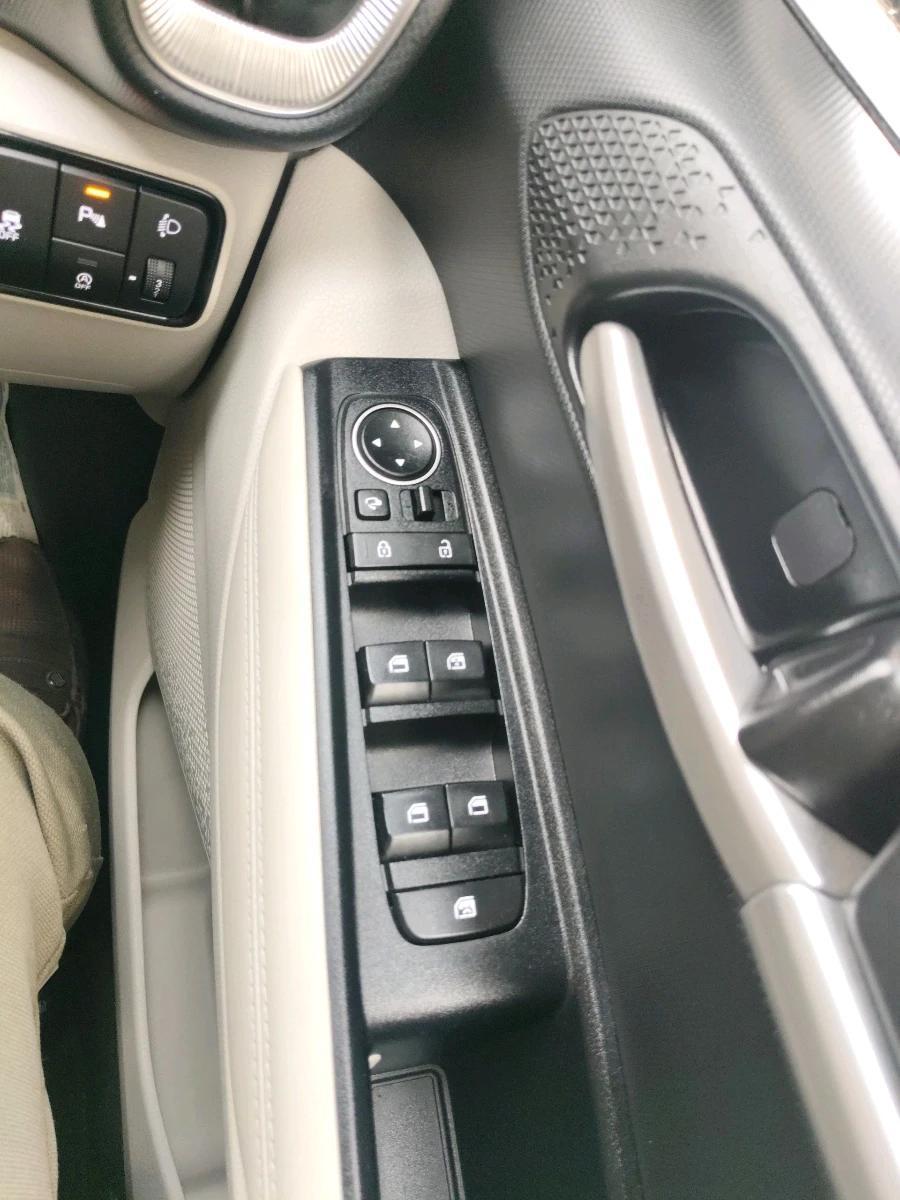 2025 KIA SONET HTX 1.0 TURBO PETROL IMT, Petrol, Manual, 8,310 km, interior