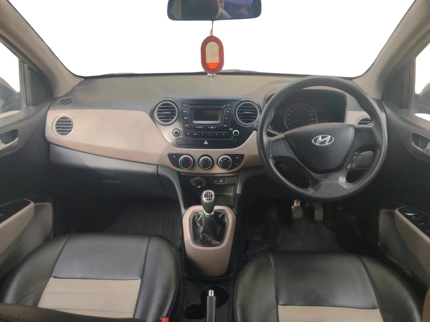 2013 Hyundai Grand i10 SPORTZ 1.2 KAPPA VTVT, Petrol, Manual, 89,309 km, interior