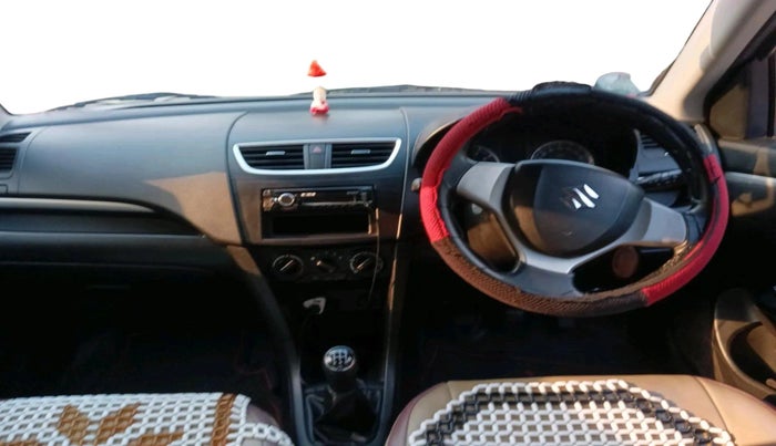 2014 Maruti Swift VXI, Petrol, Manual, 84,225 km, interior