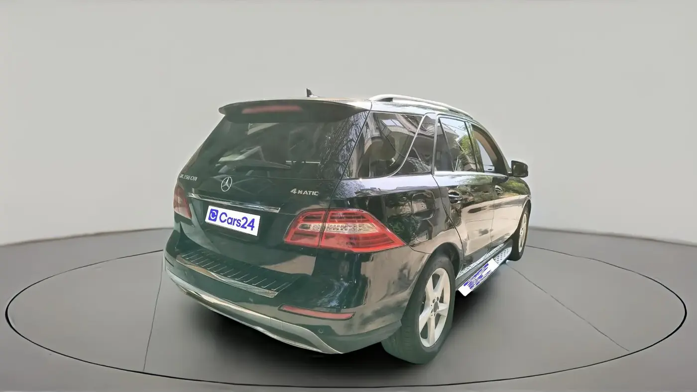 2014 Mercedes Benz Ml Class 350 CDI, Diesel, Automatic, 1,24,750 km, exterior