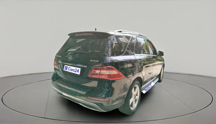 2014 Mercedes Benz Ml Class 350 CDI, Diesel, Automatic, 1,24,750 km, exterior