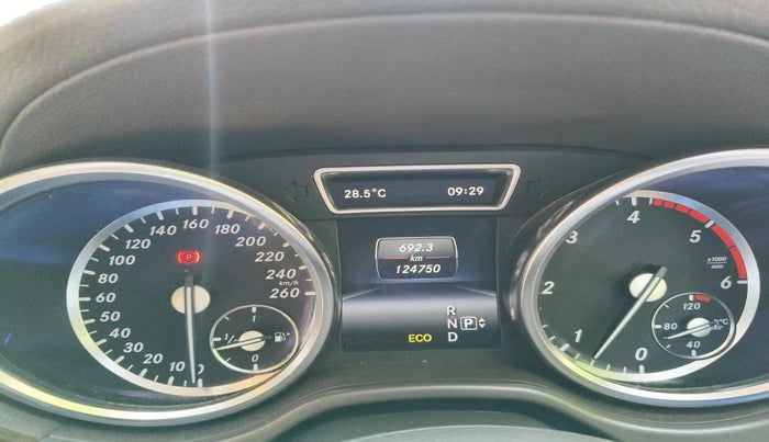 2014 Mercedes Benz Ml Class 350 CDI, Diesel, Automatic, 1,24,750 km, interior