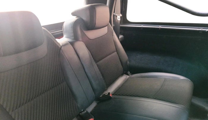 2020 Mahindra Thar LX D 4WD MT CONVERTIBLE, Diesel, Manual, 59,867 km, interior