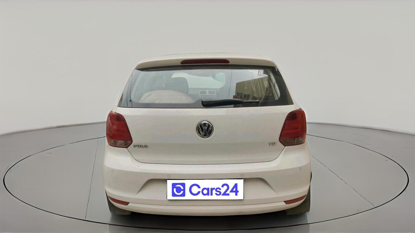 2017 Volkswagen Polo HIGHLINE1.5L, Diesel, Manual, 1,54,333 km, exterior