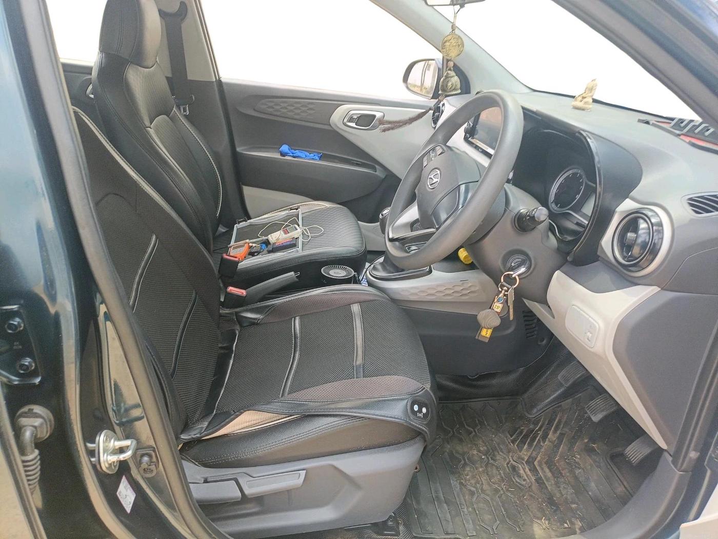 2020 Hyundai GRAND I10 NIOS SPORTZ 1.2 KAPPA VTVT, Petrol, Manual, 40,452 km, interior