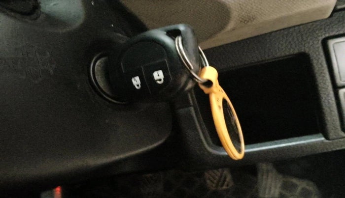 2013 Maruti Wagon R 1.0 VXI, Petrol, Manual, 33,281 km, interior