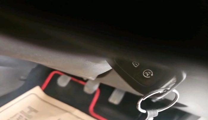 2020 Renault Duster RXZ 1.3 TURBO PETROL MT, Petrol, Manual, 61,297 km, interior