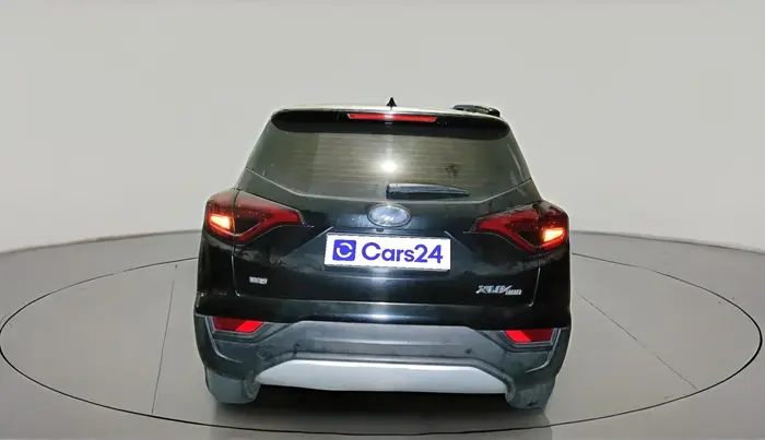 2022 Mahindra XUV300 W8 (O) 1.2 PETROL, Petrol, Manual, 31,702 km, exterior