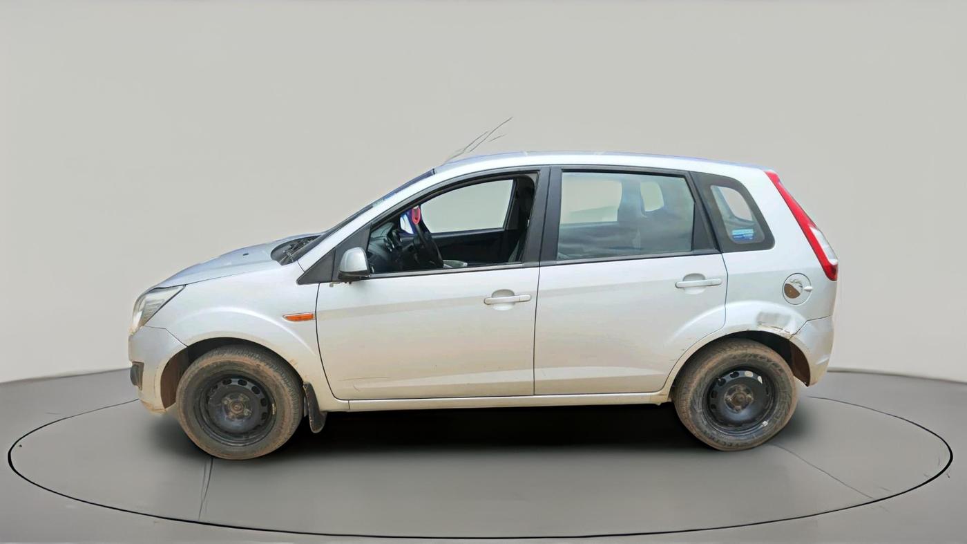 2013 Ford Figo ZXI 1.2 PETROL, Petrol, Manual, 1,17,770 km, exterior