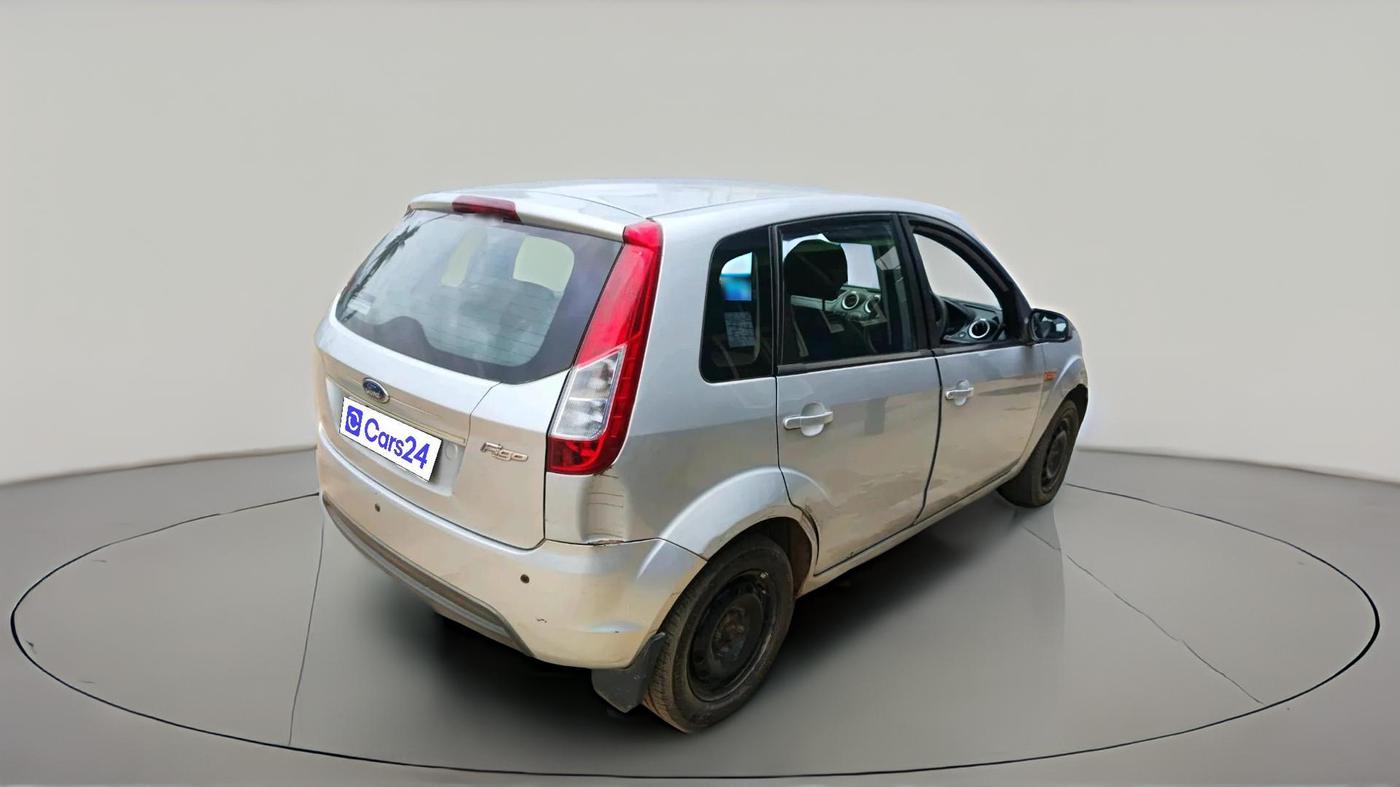 2013 Ford Figo ZXI 1.2 PETROL, Petrol, Manual, 1,17,770 km, exterior