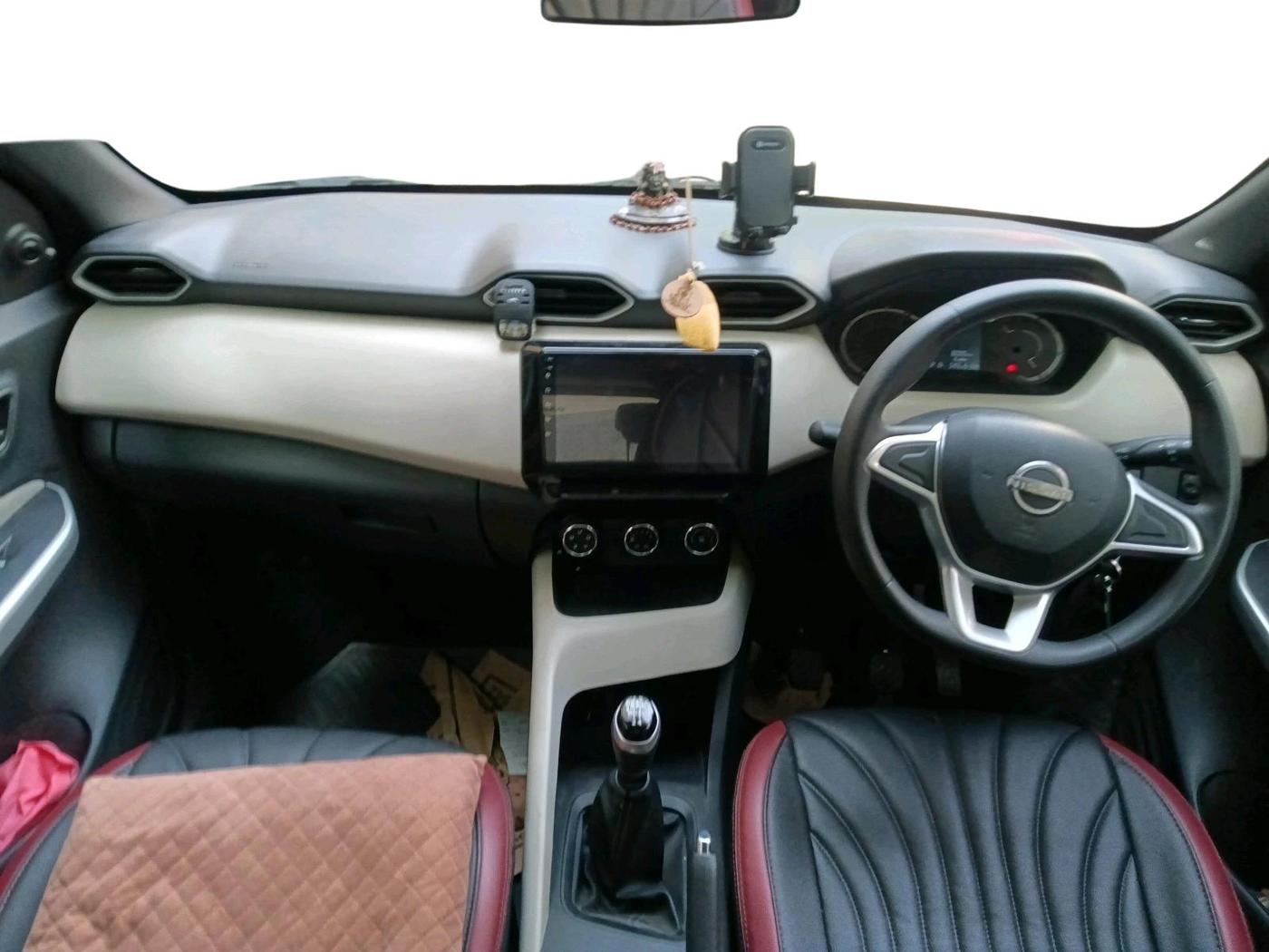 2023 Nissan MAGNITE XE, Petrol, Manual, 8,086 km, interior