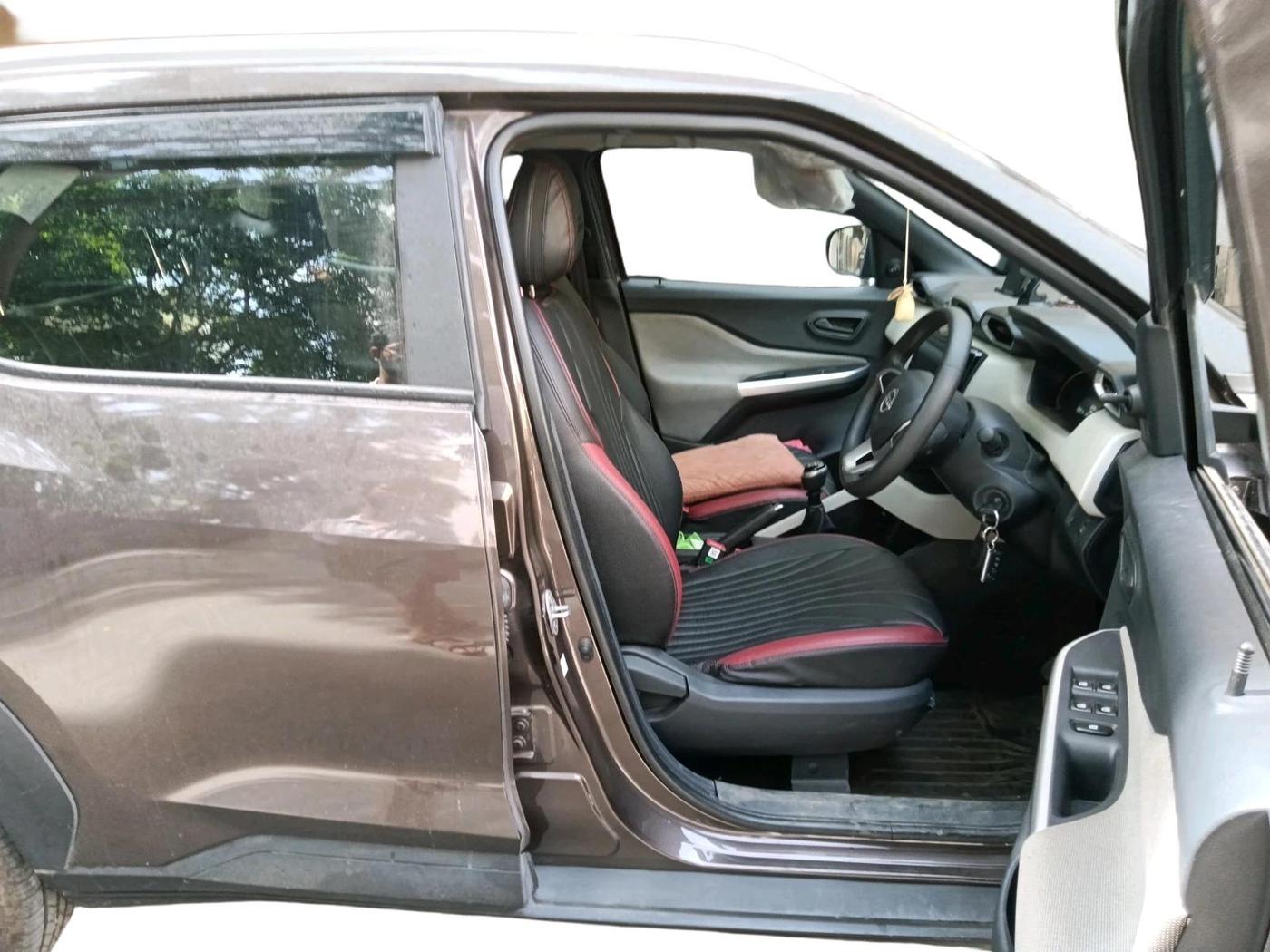 2023 Nissan MAGNITE XE, Petrol, Manual, 8,086 km, interior