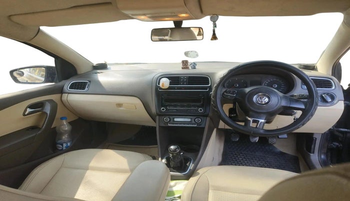 2012 Volkswagen Vento HIGHLINE DIESEL 1.6, Diesel, Manual, 1,04,344 km, interior