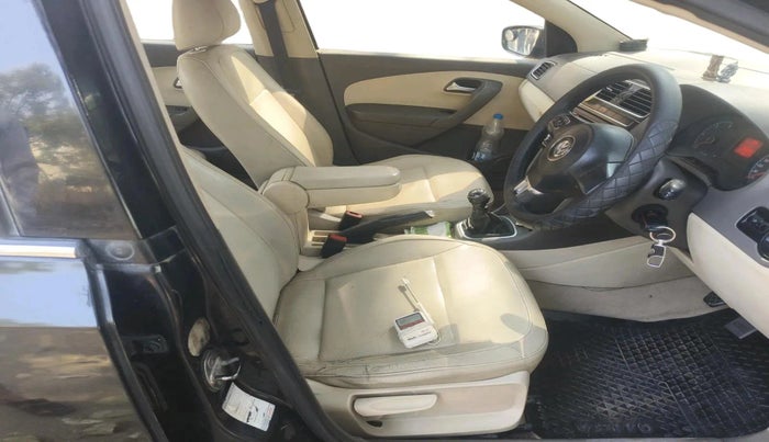 2012 Volkswagen Vento HIGHLINE DIESEL 1.6, Diesel, Manual, 1,04,344 km, interior