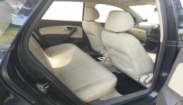 2012 Volkswagen Vento HIGHLINE DIESEL 1.6, Diesel, Manual, 1,04,344 km, interior