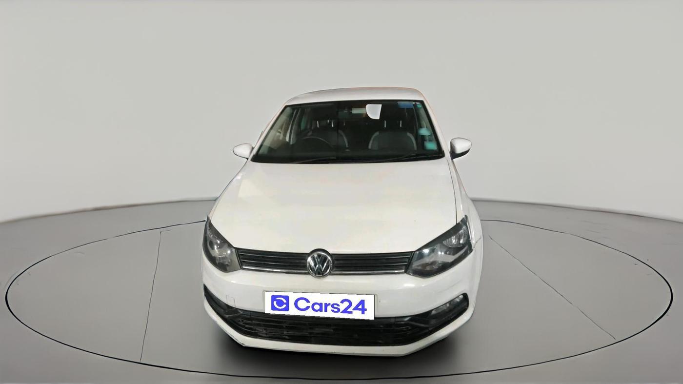 2015 Volkswagen Polo COMFORTLINE 1.2L, Petrol, Manual, 1,16,148 km, exterior