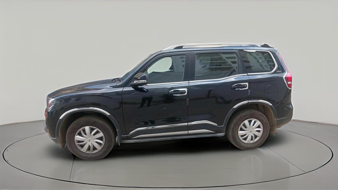 2023 Mahindra SCORPIO-N Z6 DIESEL MT 2WD 7 STR, Diesel, Manual, 14,235 km, exterior