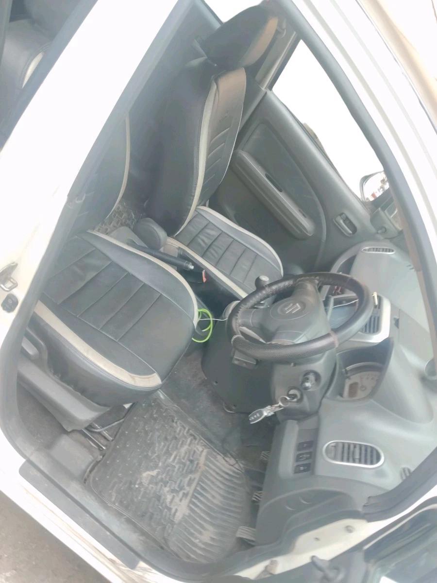 2011 Maruti Ritz VXI, Petrol, Manual, 75,452 km, interior