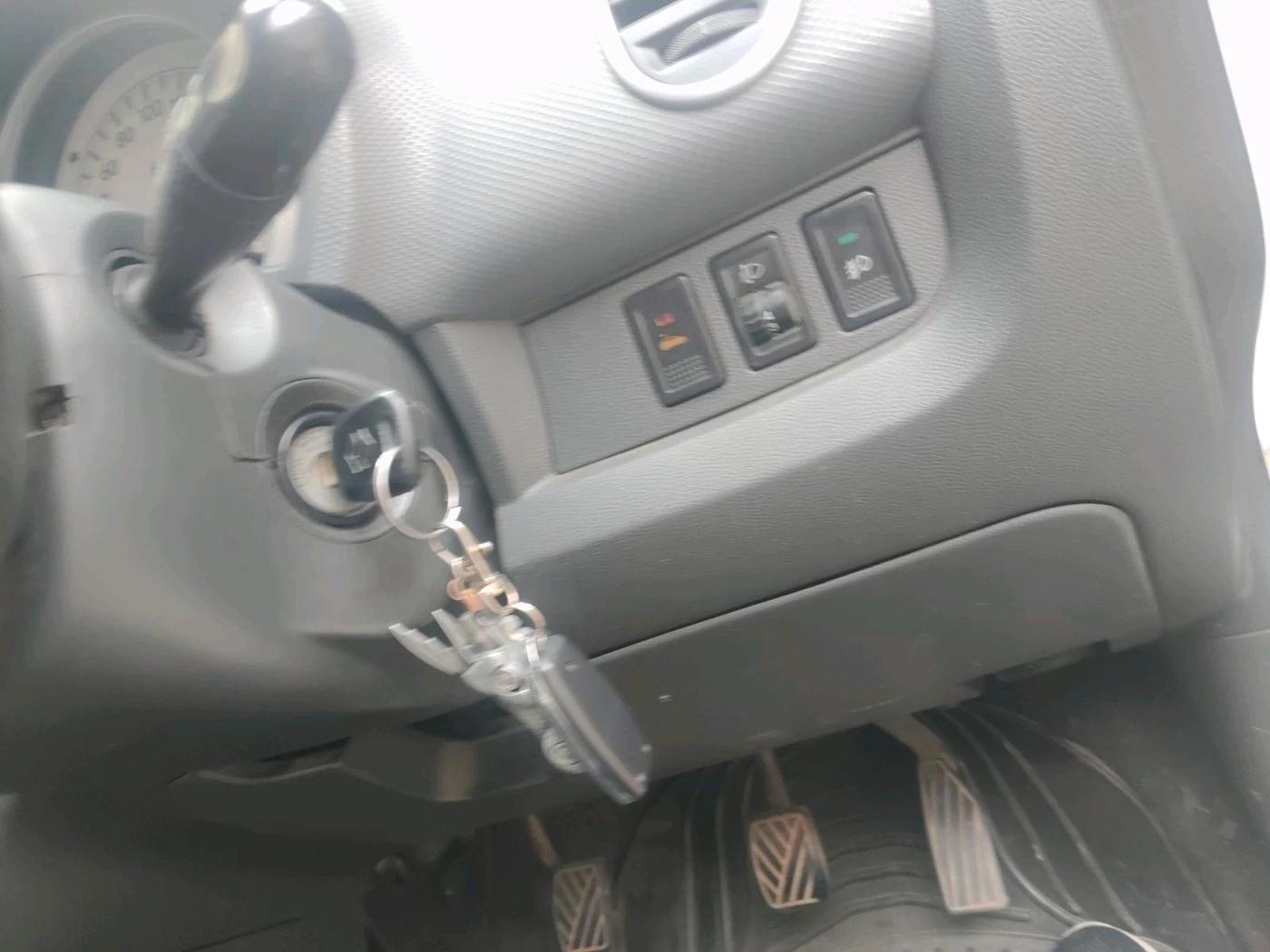 2011 Maruti Ritz VXI, Petrol, Manual, 75,452 km, interior