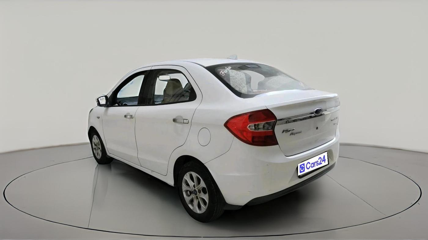 2015 Ford Figo Aspire TITANIUM1.5 DIESEL, Diesel, Manual, 1,66,655 km, exterior
