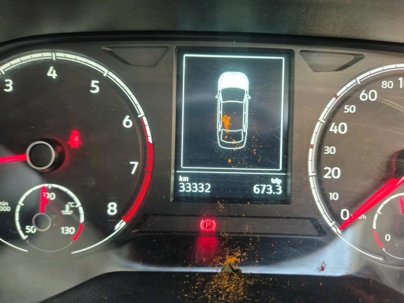2022 Volkswagen VIRTUS HIGHLINE TSI 1.0 AT, Petrol, Automatic, 33,332 km, interior