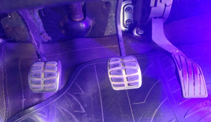 2016 Maruti Swift VXI, Petrol, Manual, 1,09,111 km, interior