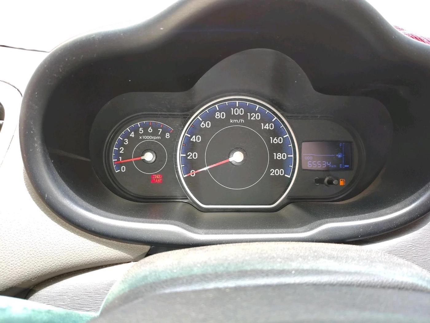 2014 Hyundai i10 SPORTZ 1.1, Petrol, Manual, 65,534 km, interior