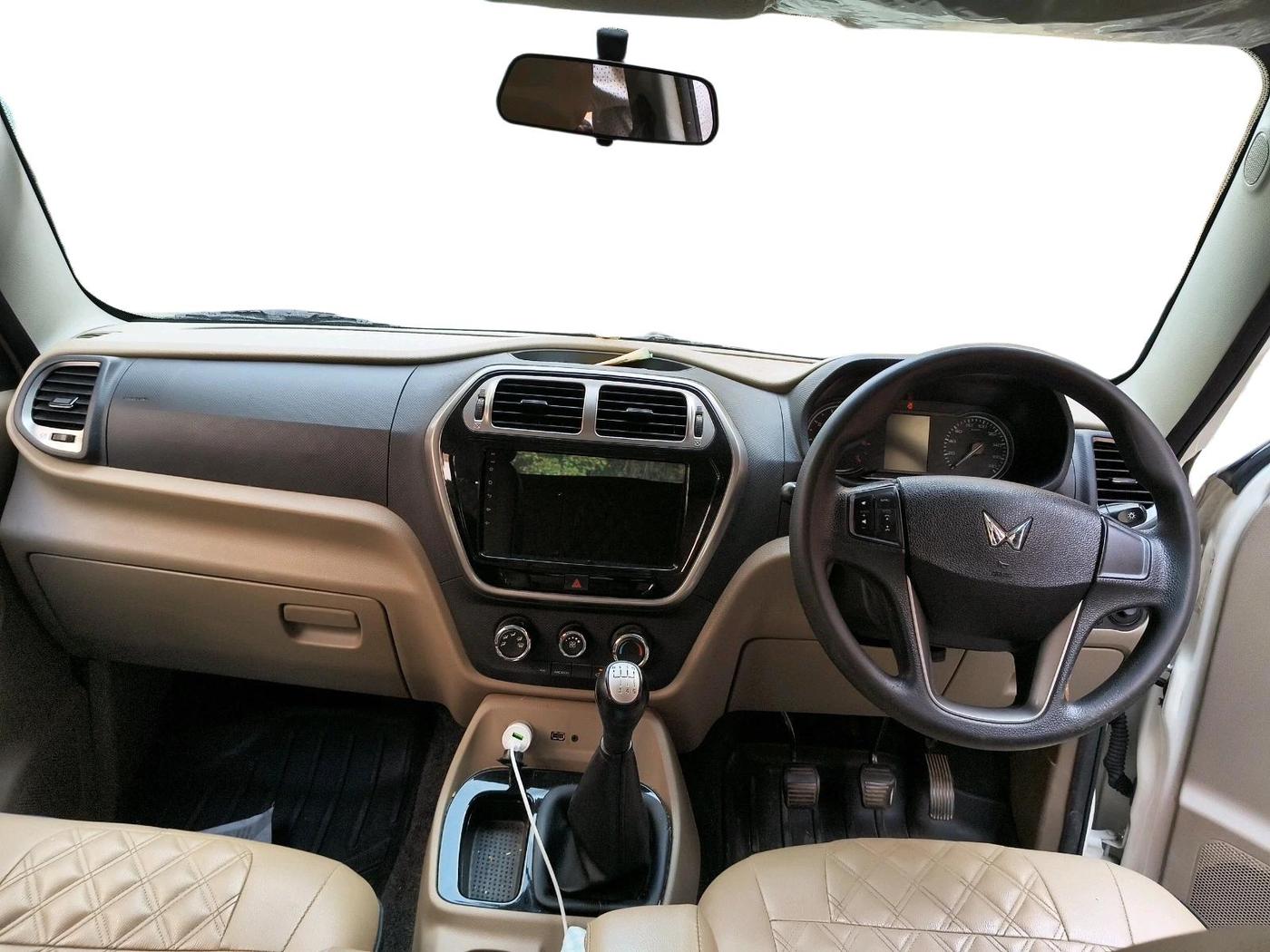 2024 Mahindra Bolero Neo Plus P10, Diesel, Manual, 1,07,677 km, interior