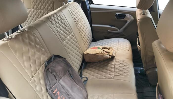 2024 Mahindra Bolero Neo Plus P10, Diesel, Manual, 1,07,677 km, interior