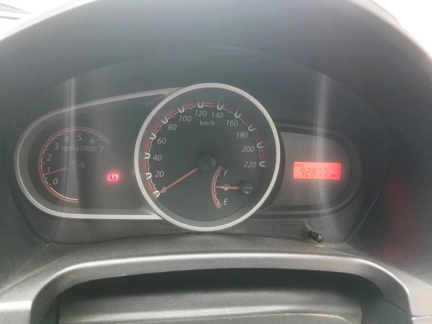 2011 Ford Figo TITANIUM 1.4 DIESEL, Diesel, Manual, 92,877 km, interior