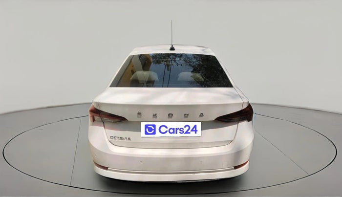 2021 Skoda Octavia L&K 2.0 AT, Petrol, Automatic, 83,024 km, exterior