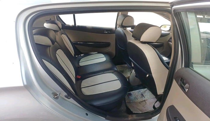 2010 Hyundai i20 MAGNA 1.2, Petrol, Manual, 86,698 km, interior