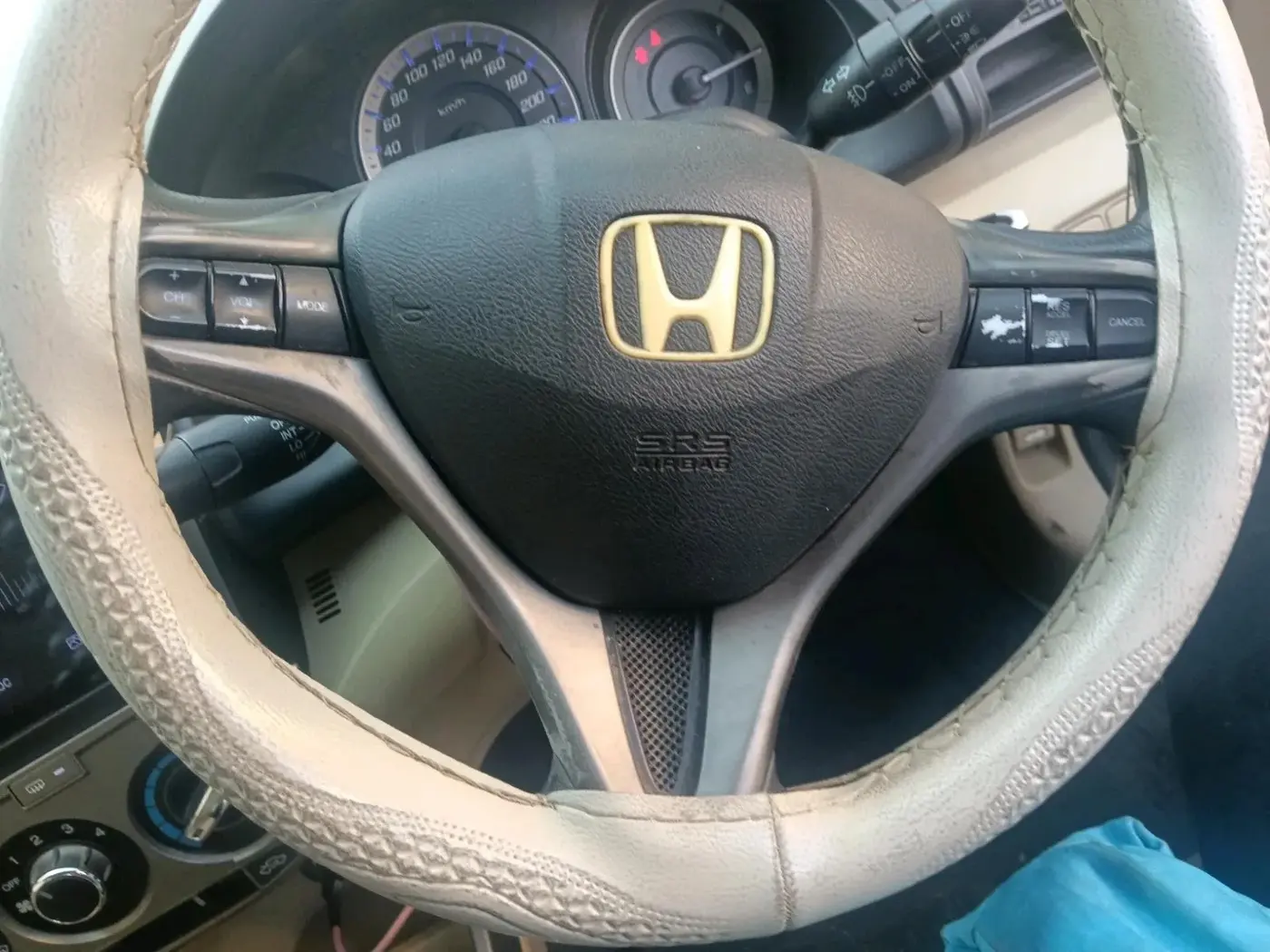 2012 Honda City 1.5L I-VTEC V MT, CNG, Manual, 94,680 km, interior