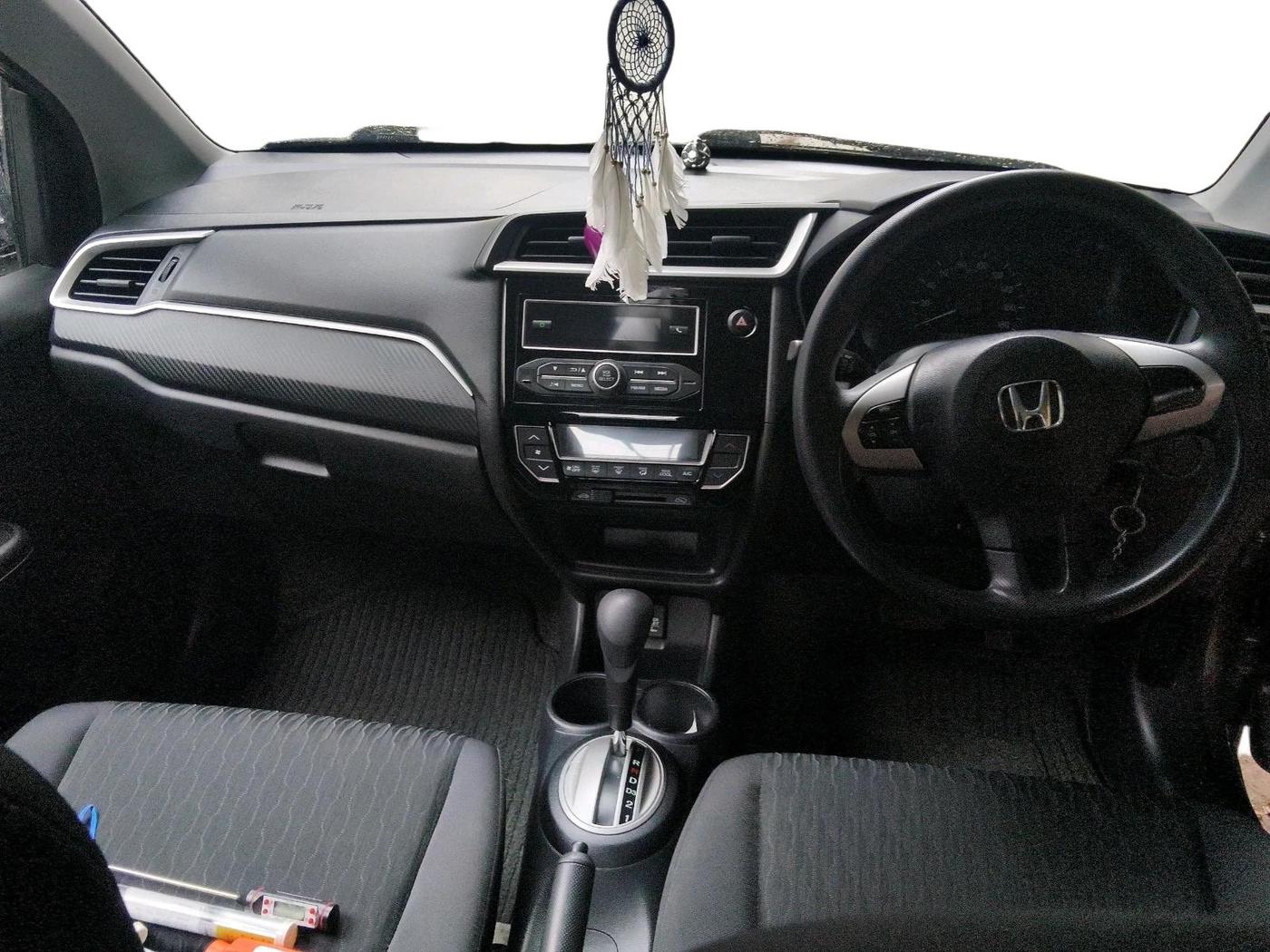 2017 Honda Brio VX AT, Petrol, Automatic, 40,330 km, interior