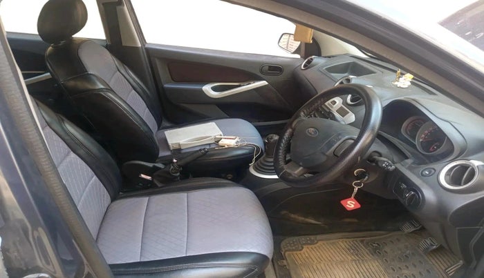 2011 Ford Figo ZXI 1.2 PETROL, Petrol, Manual, 1,13,672 km, interior