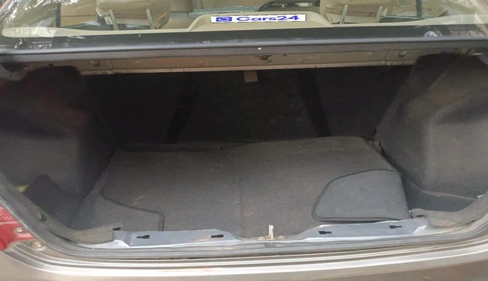 2019 Maruti Dzire VXI, Petrol, Manual, 1,37,348 km, exterior